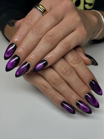 Cateye set for the new year: Gel-X and Chrome & Cat-Eye nails by Evil With Elegance, Miami